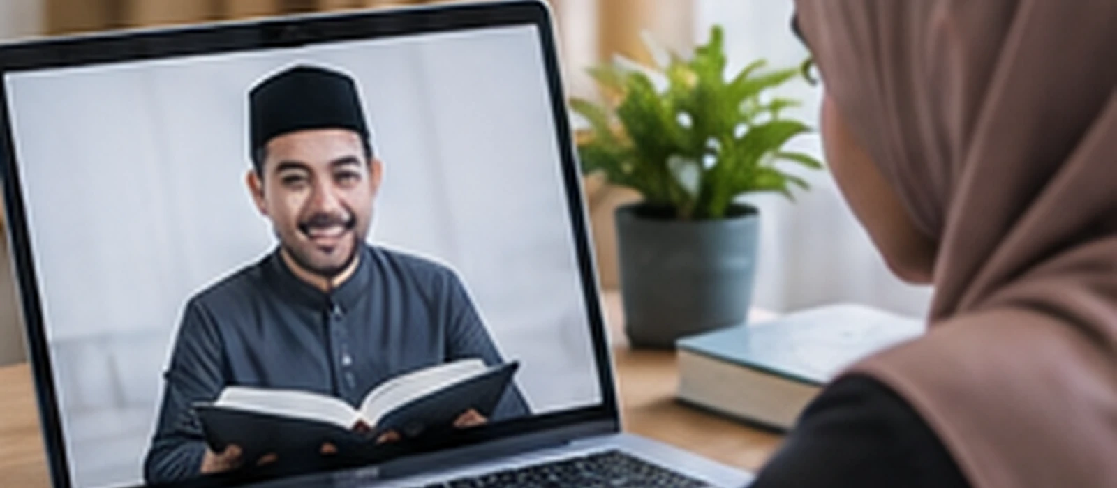 Belajar ngaji online menggunakan laptop dari rumah